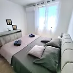 New Ab With A Beautiful View Апартаменти Задар